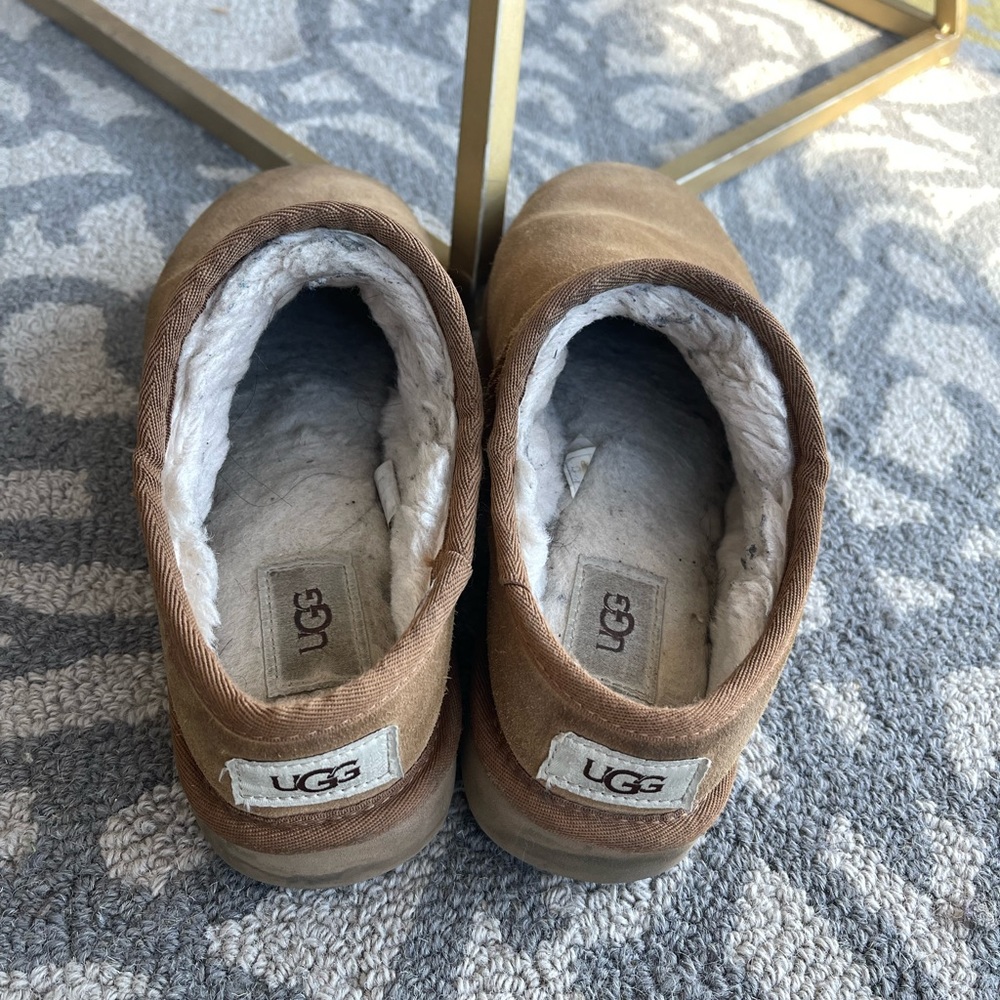 Slip on UGGS